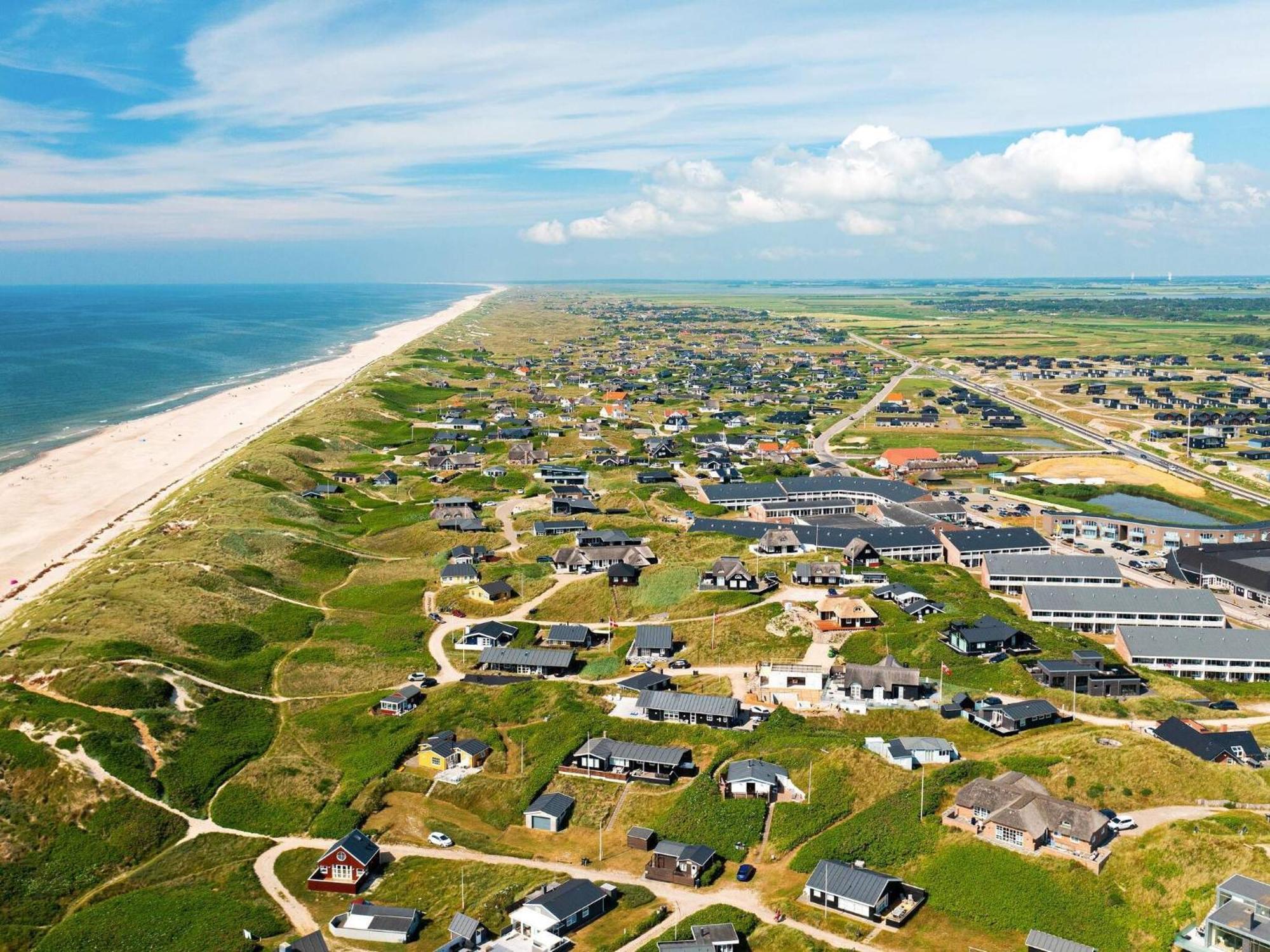 4 Person Holiday Home On A Holiday Park In Ringk Bing Ringkøbing Exterior foto